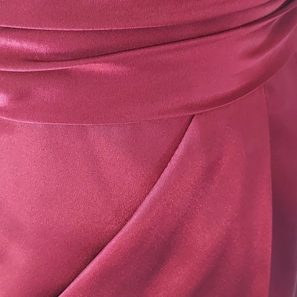 David's Bridal Burgundy Satiny Strapless Dress Ruched Waist and Pockets - Picture 7 of 16